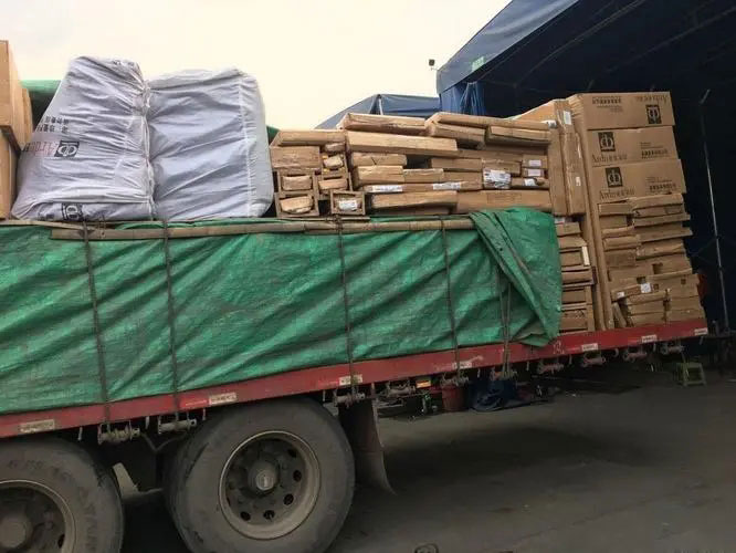 瑞丽家具托运